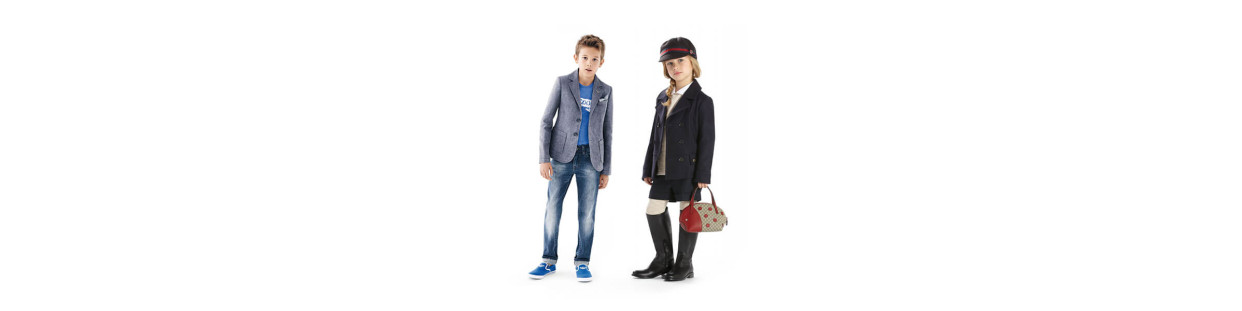 Vêtements et chaussures pour enfants