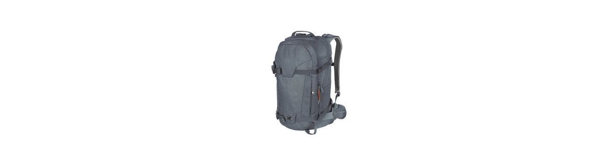 Rucksäcke und Taschen